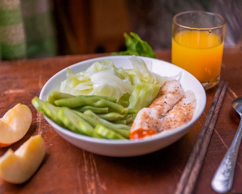 Healthy balanced meal with fish and vegetables
